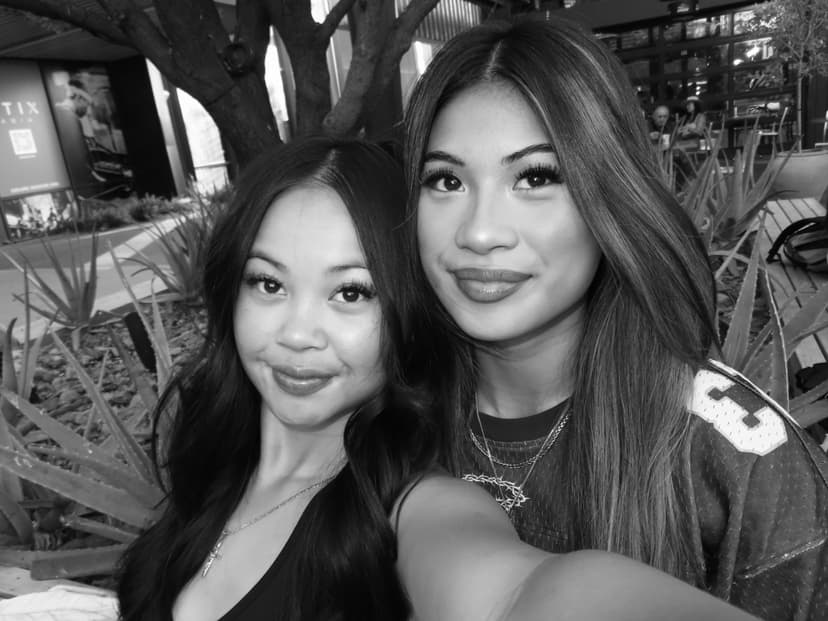 A photo of the founders Bri and Nikka